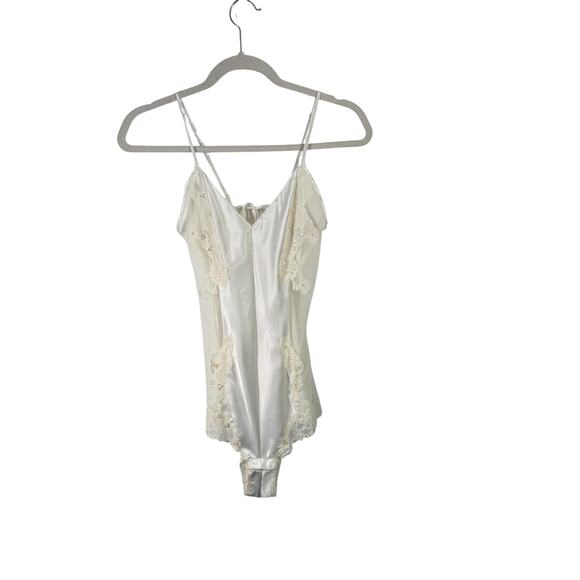 Victoria's Secret Vtg Y2K White Beaded Lace Satin Lingerie Robe Set Bride Honeym - Picture 5 of 9